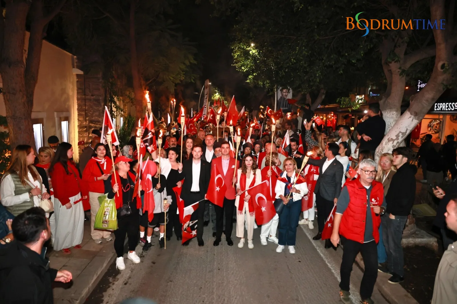 Bodrum’da Cumhuriyet Bayramı’nda Yer Gök Kırmızı Beyaz