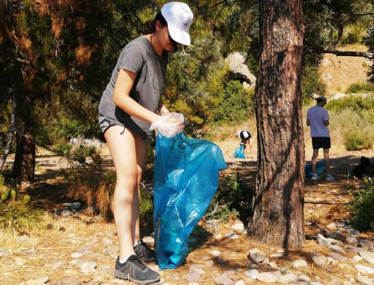 Daha Temiz Bir Doğa İçin El Ele