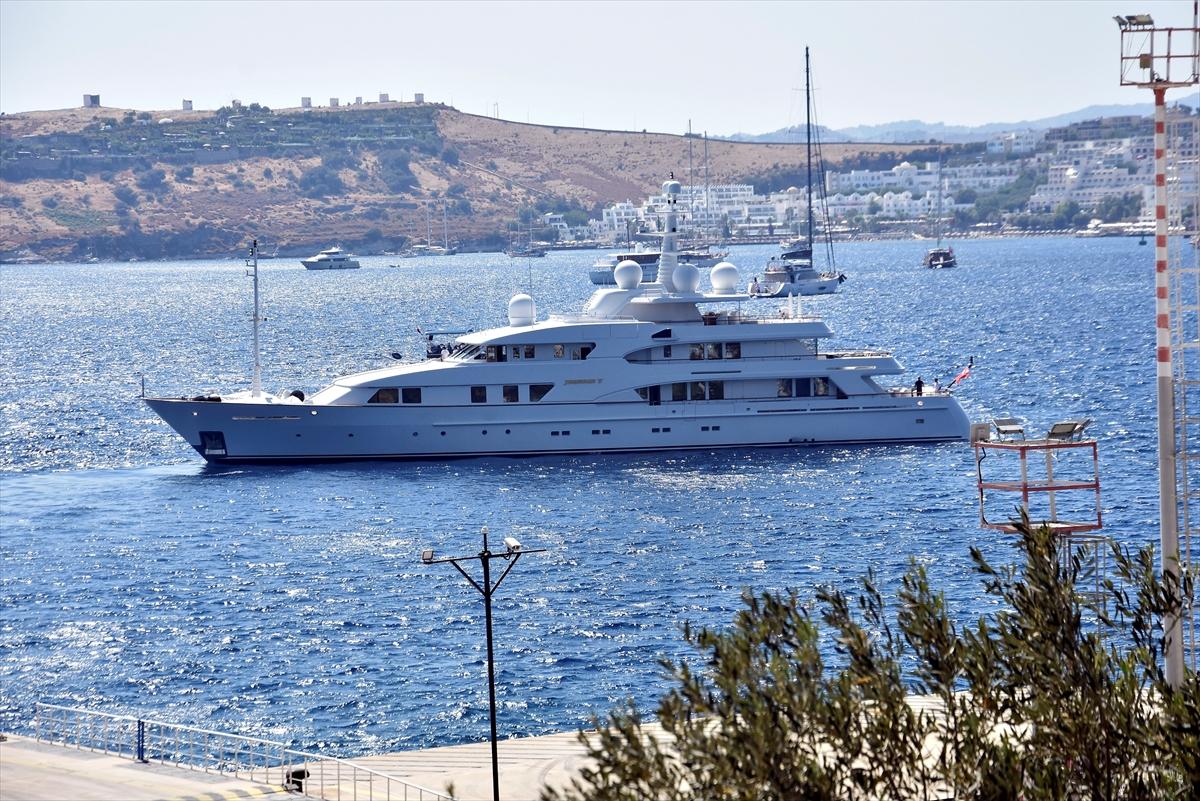 Milyonluk Yatlar Göz Kamaştırıyor