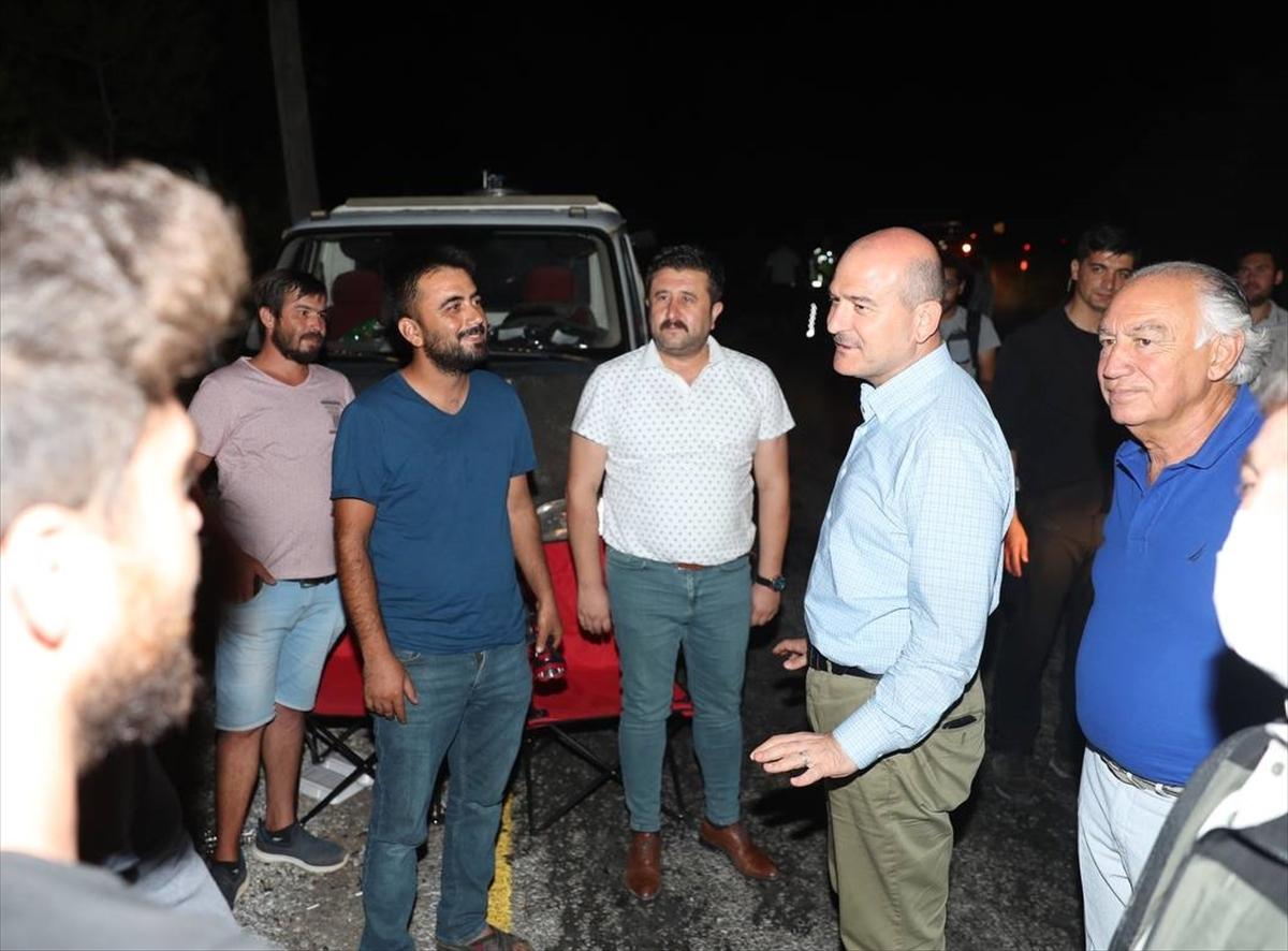 Bakan Soylu Yangın Bölgelerindeydi