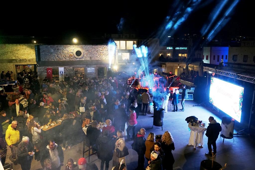 Bodrum’da Uluslararası Topluma Yılbaşı Kokteyli