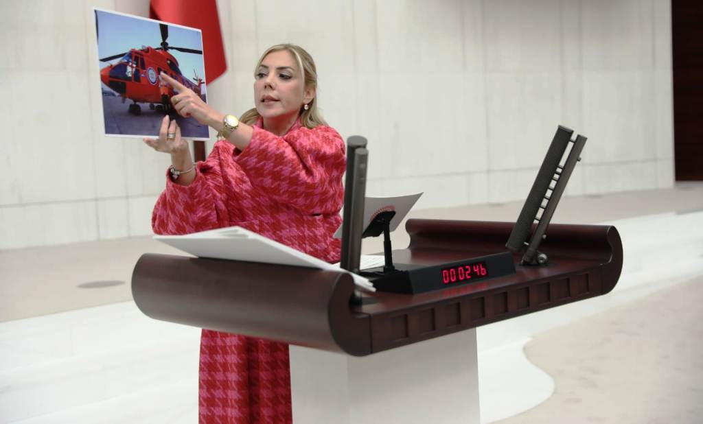 Meclisten Büyükşehire Yüklendi