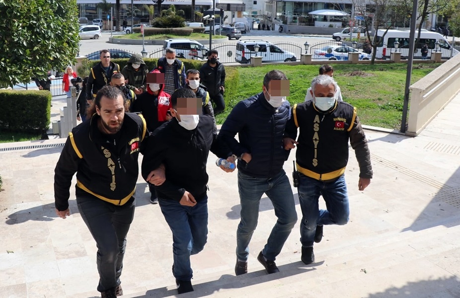 Silahlı saldırı düzenleyen 2 kişi tutuklandı