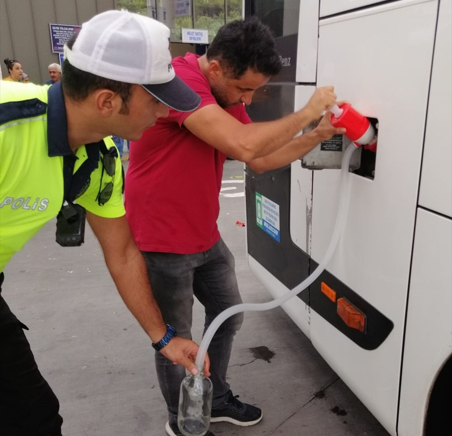 Otobüslere 10 Numara Yağ Denetimi Yapıldı