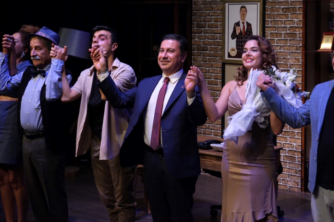 Şehir Tiyatrosu Kapalı Gişe