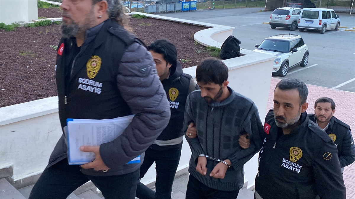 Maskeli zanlı tutuklandı