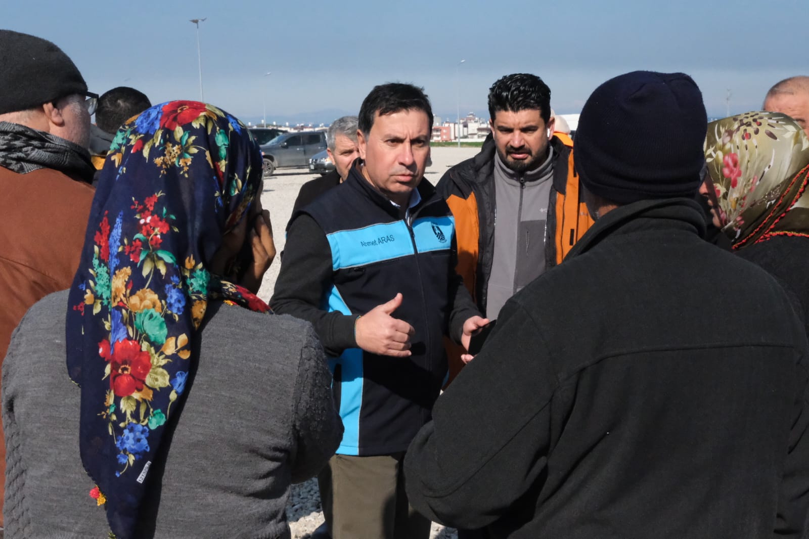 Acil İhtiyaçları Canlı Yayında Anlattı