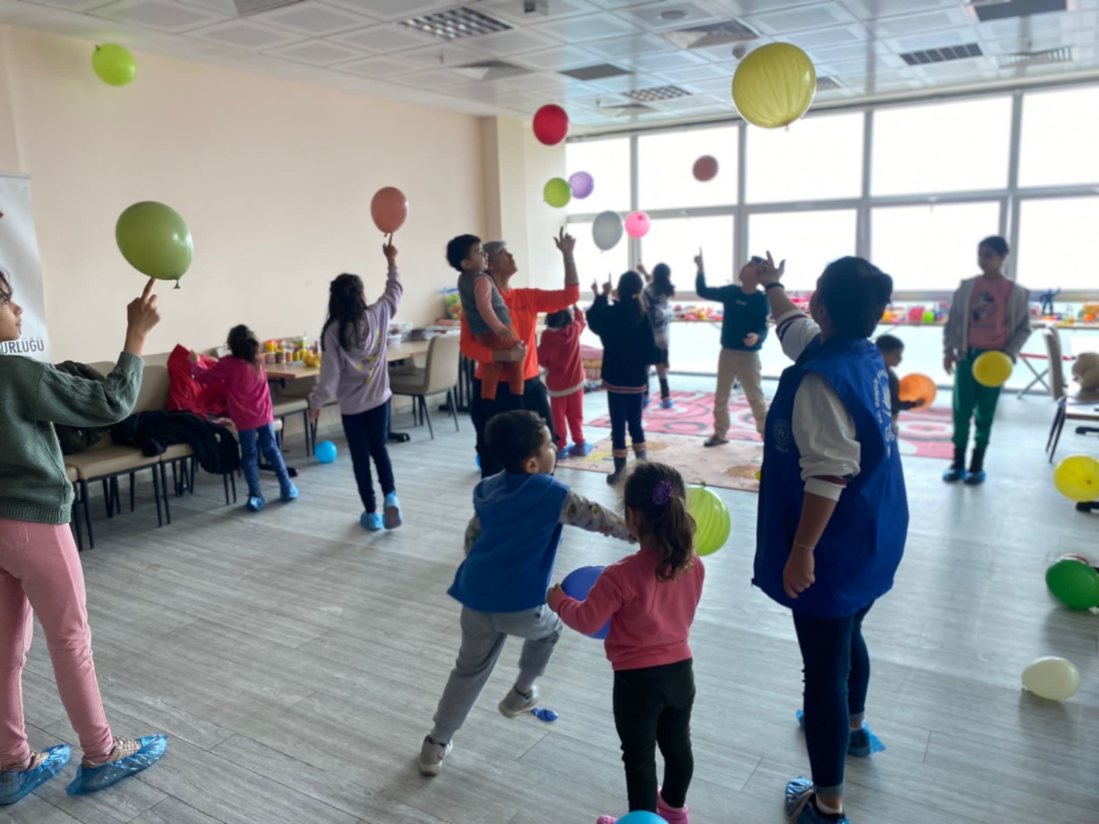 Dayanışma Sürüyor