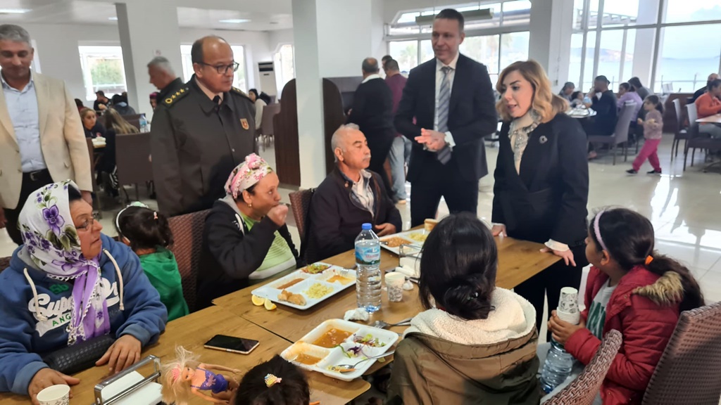 Deprem Mağdurlarına Ziyaret