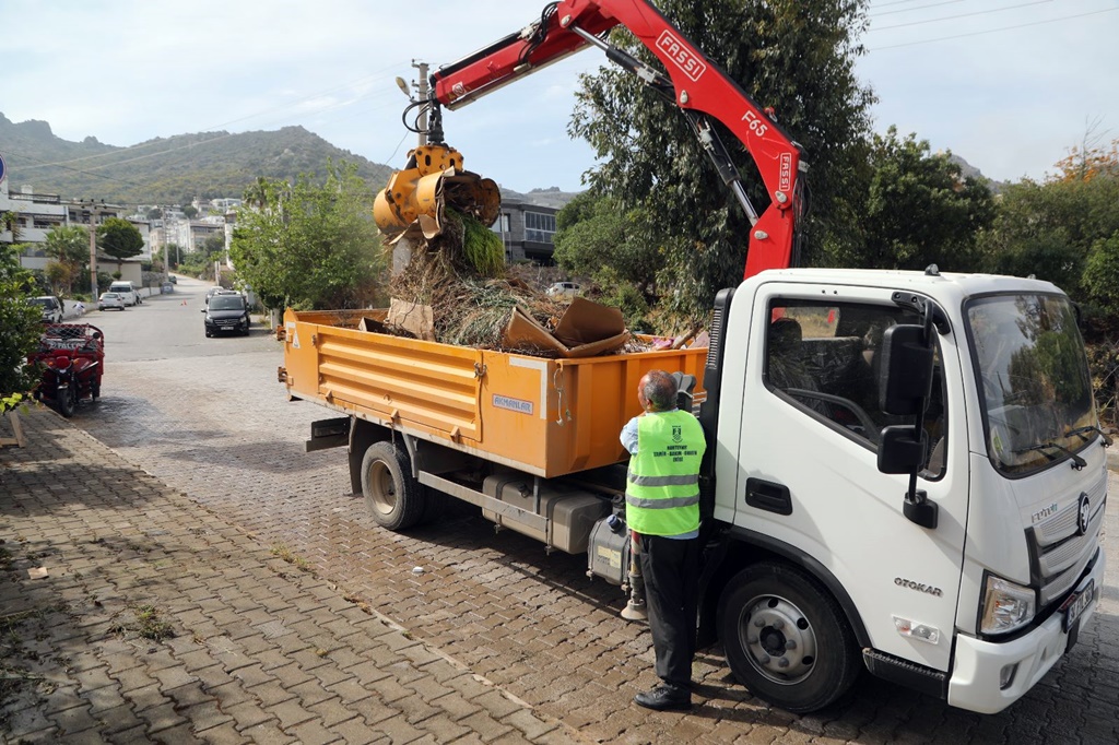Toplu Temizlik Etkinliği Başladı