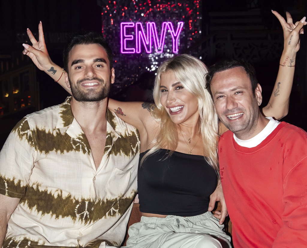 İrem Derici Bodrum'da