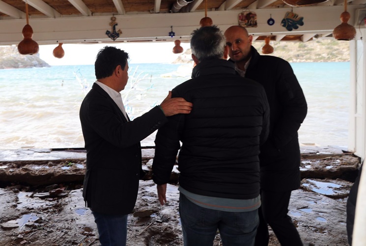 Başkan Aras’tan Fırtınadan Etkilenen İş Yerlerine Ziyaret