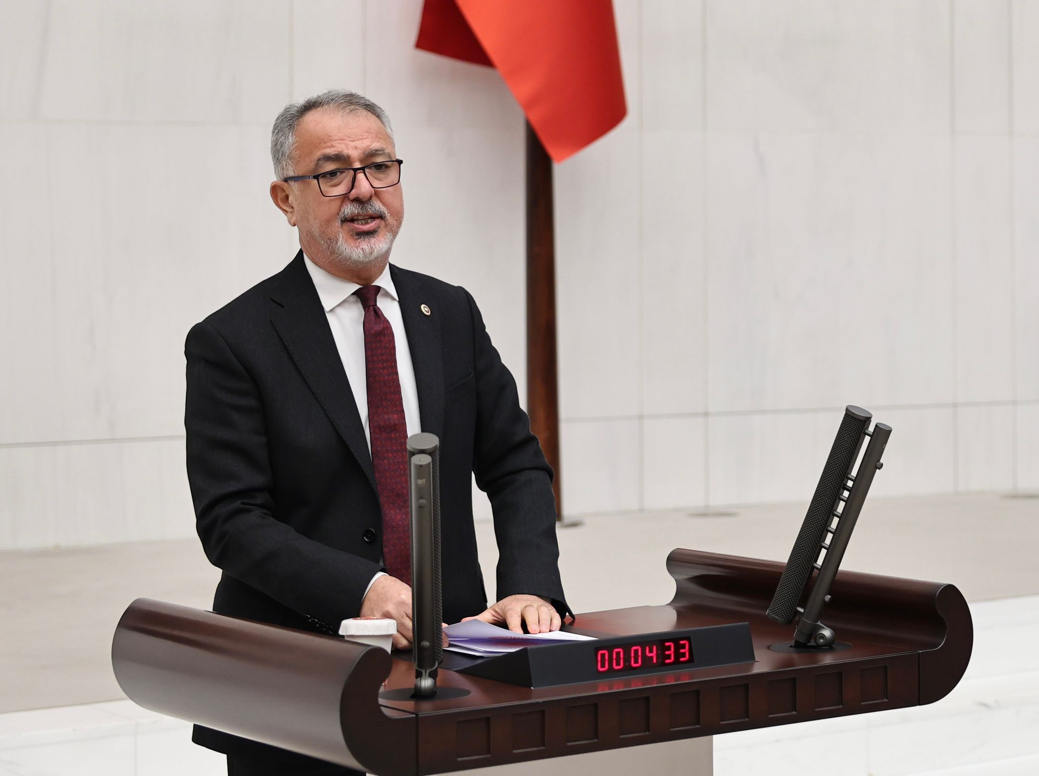 Milletvekili Uzun: “Limana değil, yerine karşıyız”