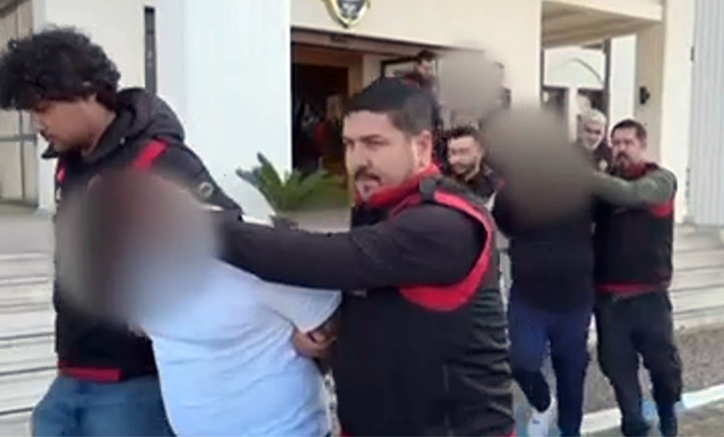 Aranan Şahıs Operasyonu, 3 Tutuklama